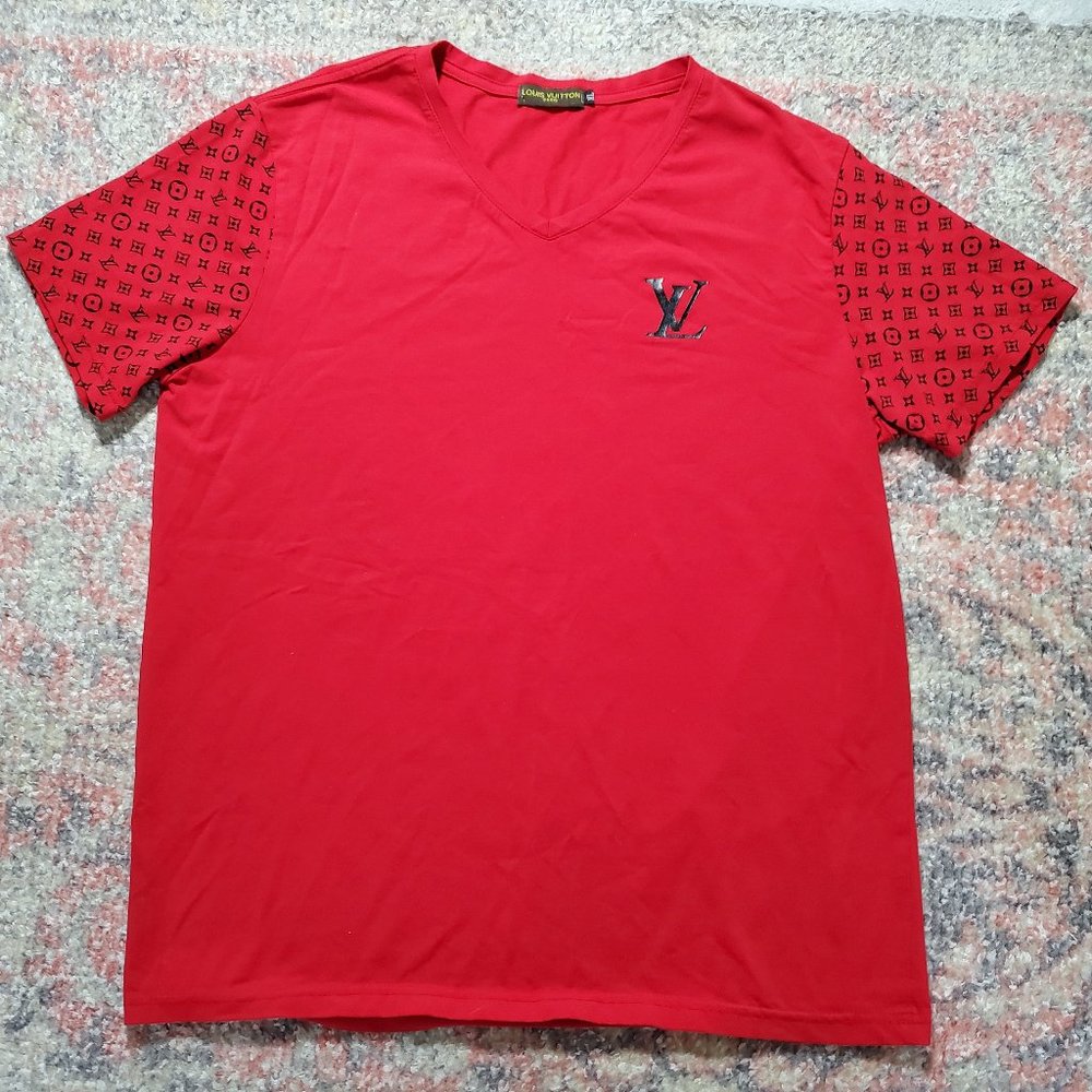 Louis Vuitton XL Red T-Shirt-Monogram Sleeves